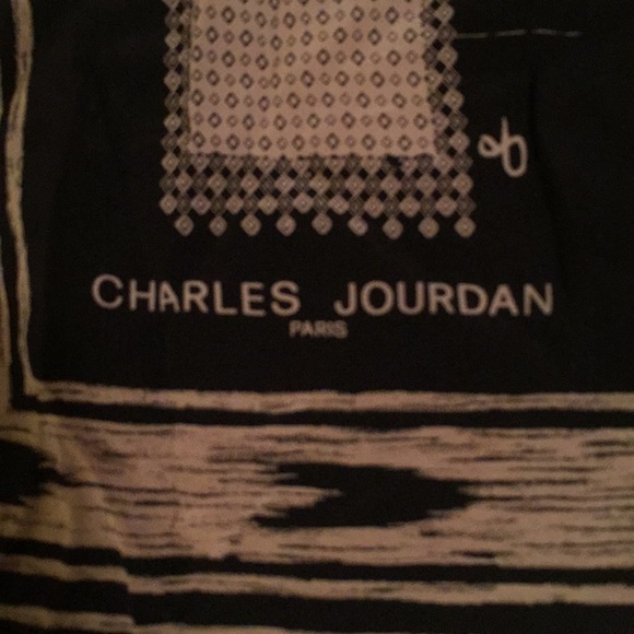 Large silk designer scarf,shawl,wrap - Picture 2 of 6